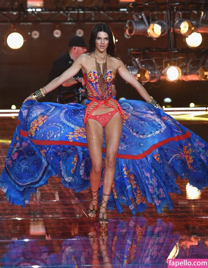 Kendall Jenner Onlyfans Photo Gallery 