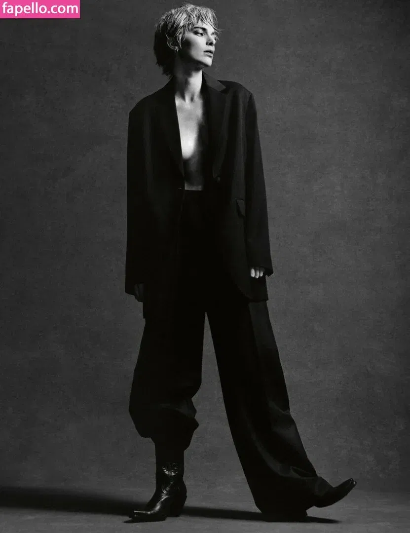 Kendall Jenner Onlyfans Photo Gallery 