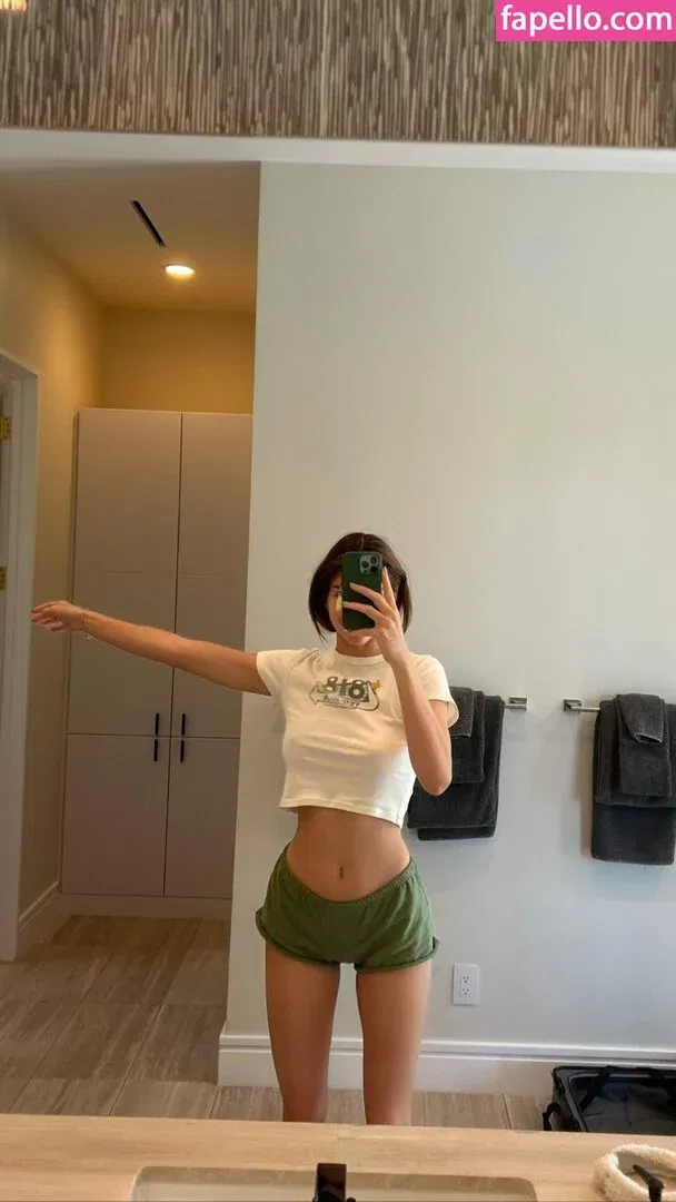 Kendall Jenner Onlyfans Photo Gallery 