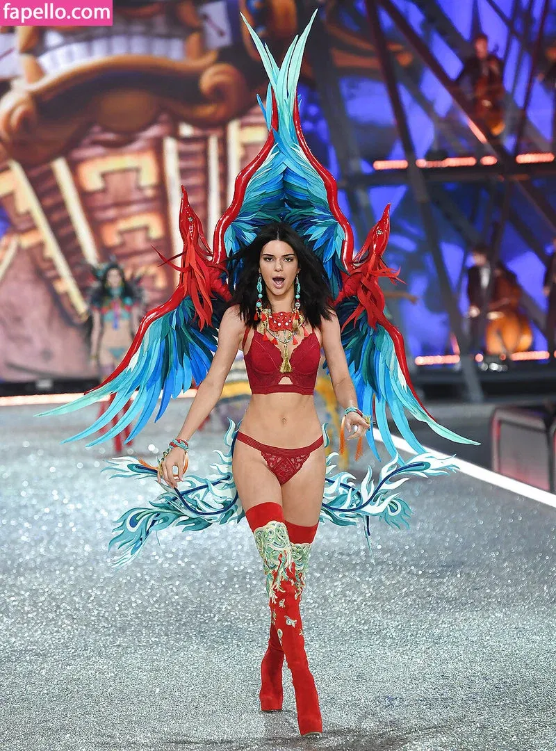 Kendall Jenner Onlyfans Photo Gallery 