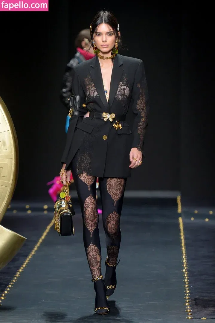 Kendall Jenner Onlyfans Photo Gallery 