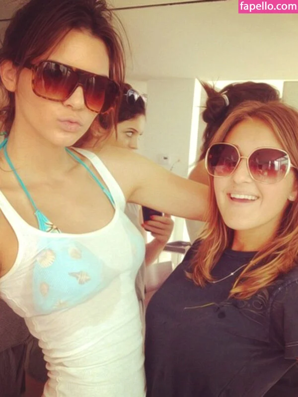 Kendall Jenner Onlyfans Photo Gallery 