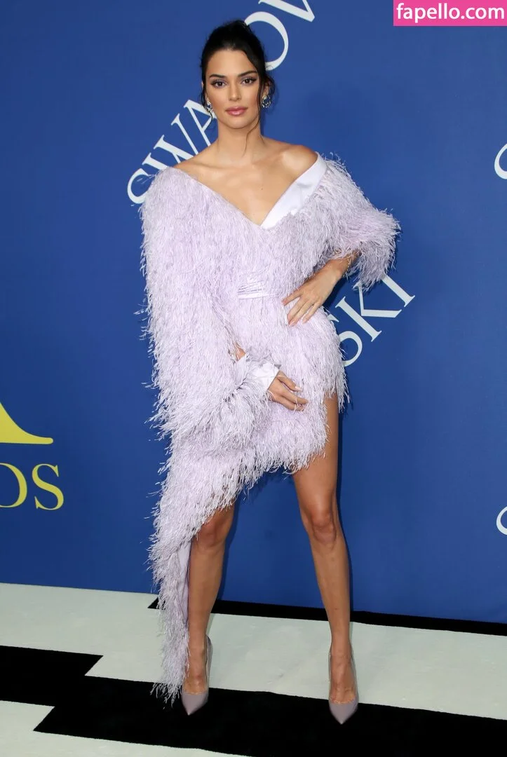 Kendall Jenner Onlyfans Photo Gallery 