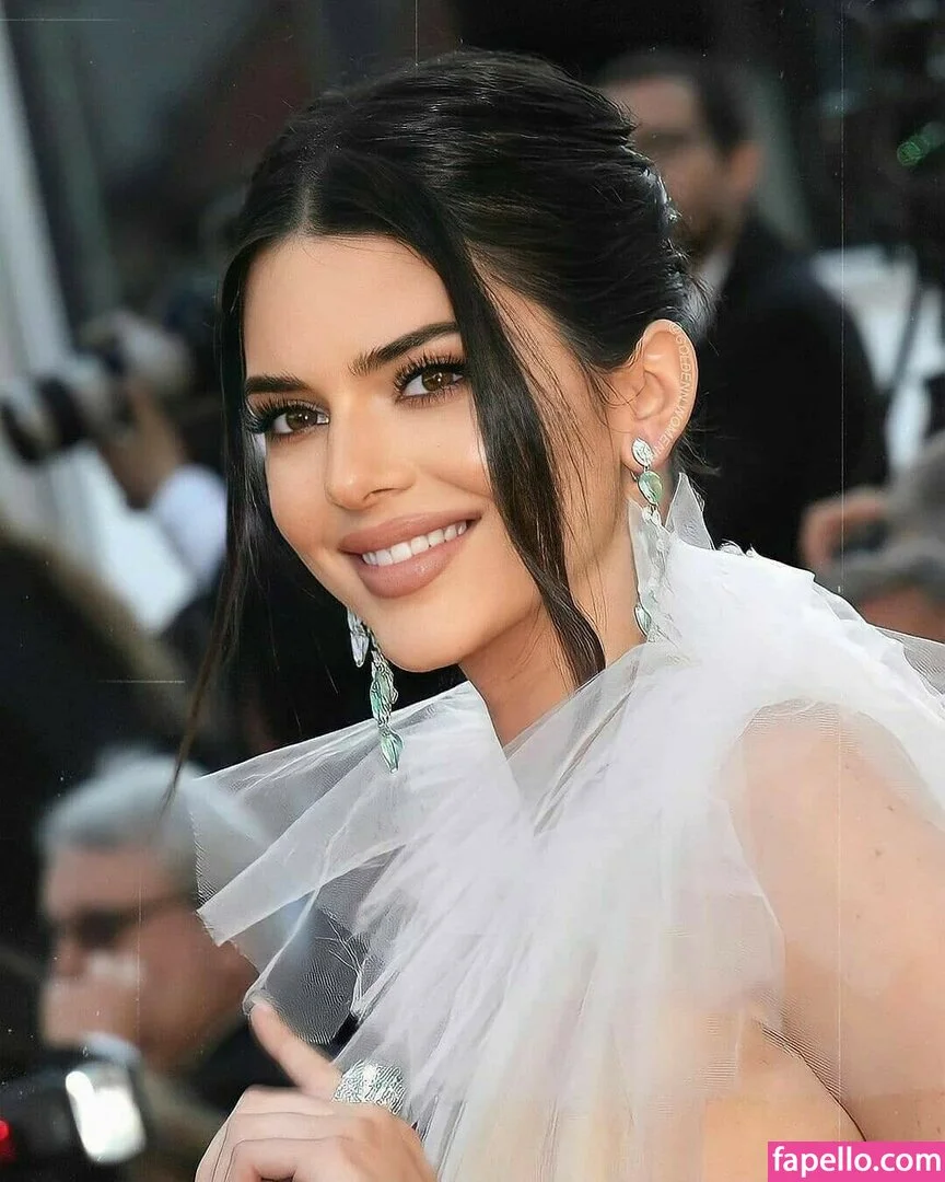 Kendall Jenner Onlyfans Photo Gallery 