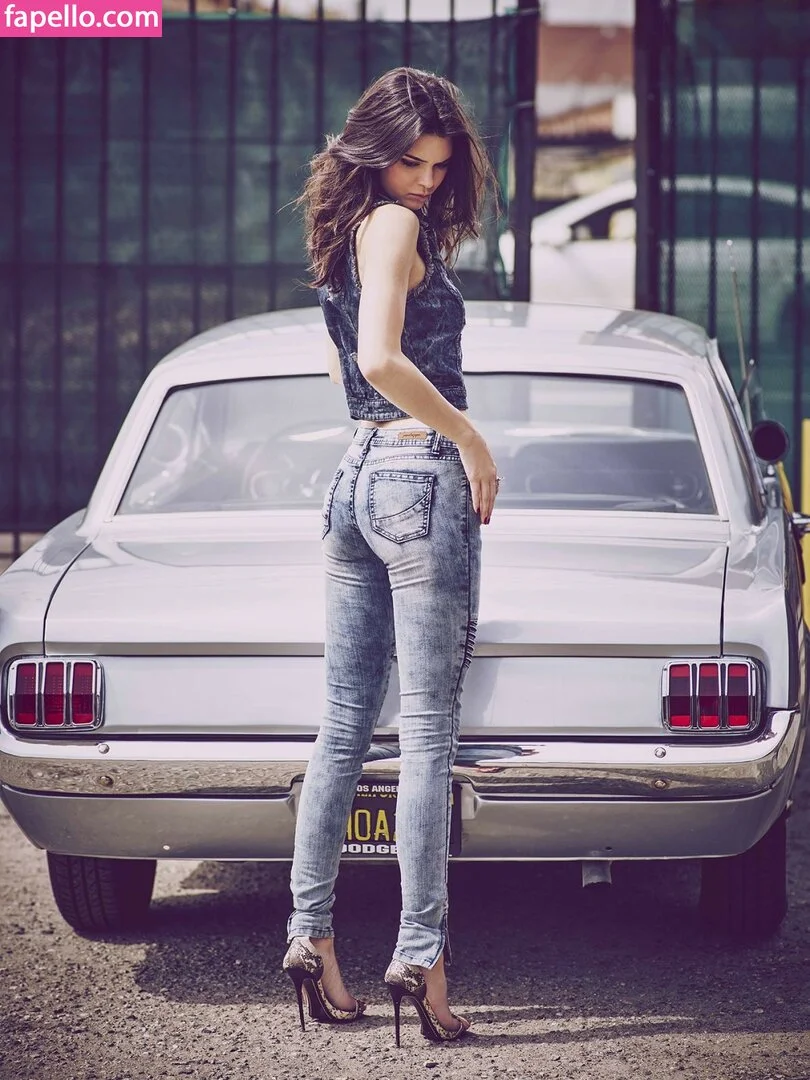 Kendall Jenner Onlyfans Photo Gallery 