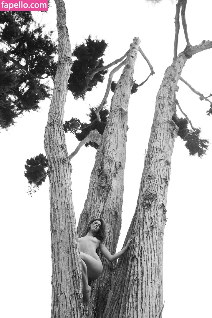 Kendall Jenner Onlyfans Photo Gallery 