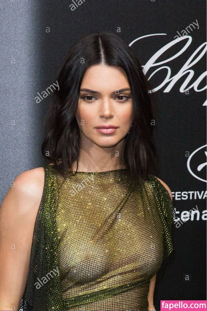 Kendall Jenner Onlyfans Photo Gallery 