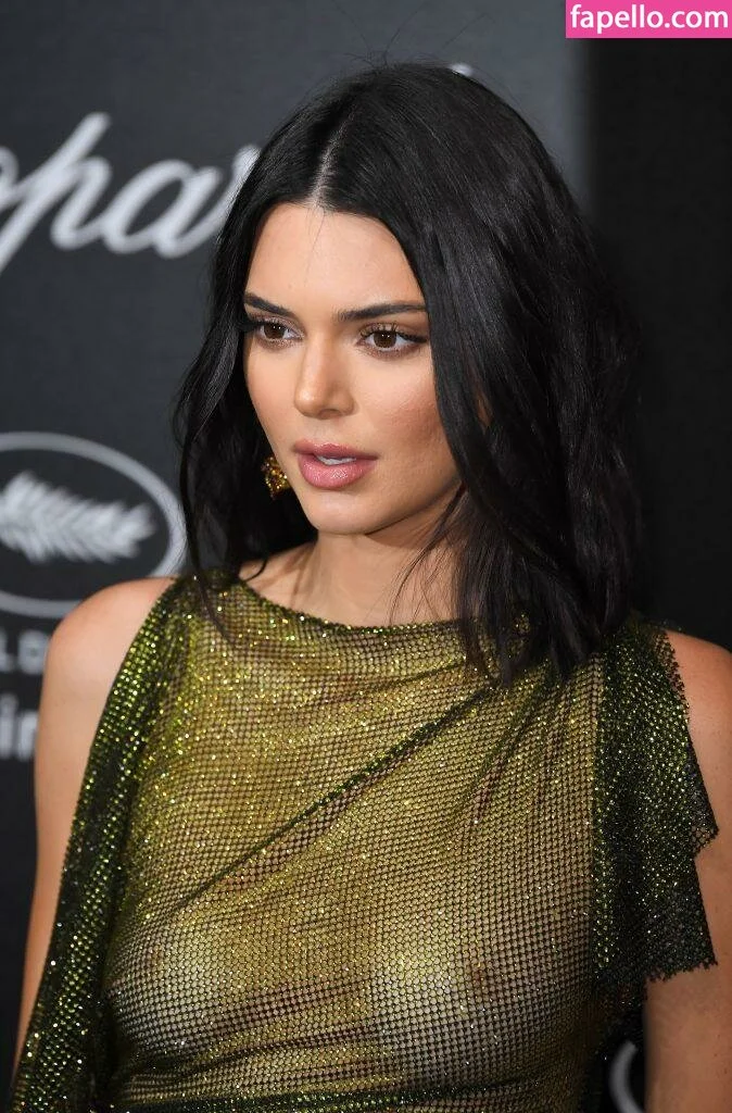 Kendall Jenner Onlyfans Photo Gallery 