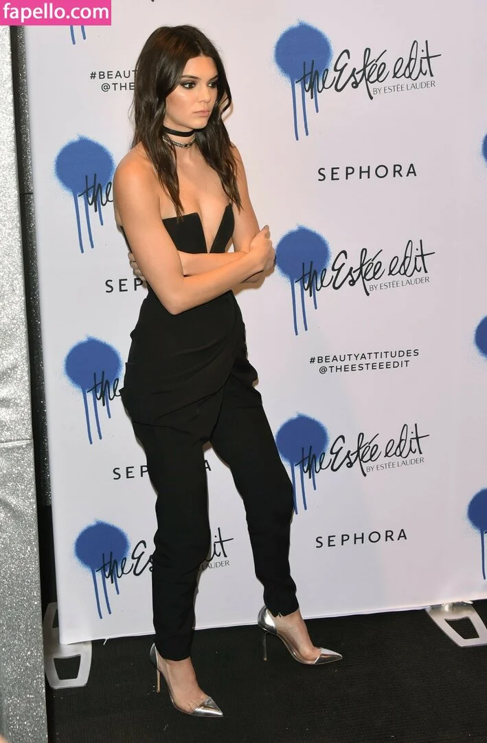 Kendall Jenner Onlyfans Photo Gallery 