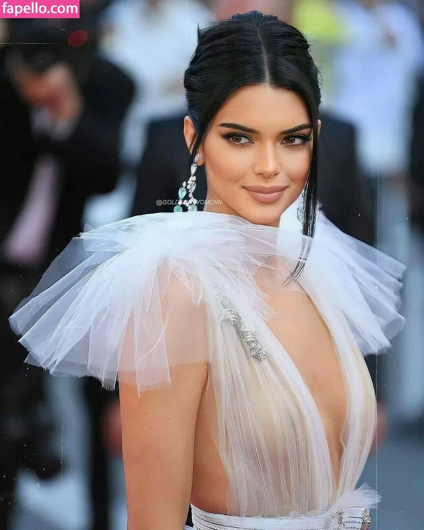 Kendall Jenner Onlyfans Photo Gallery 