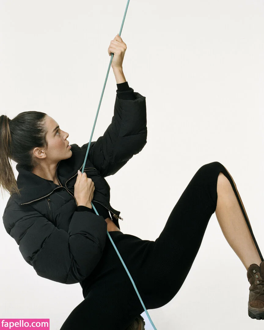 Kendall Jenner Onlyfans Photo Gallery 