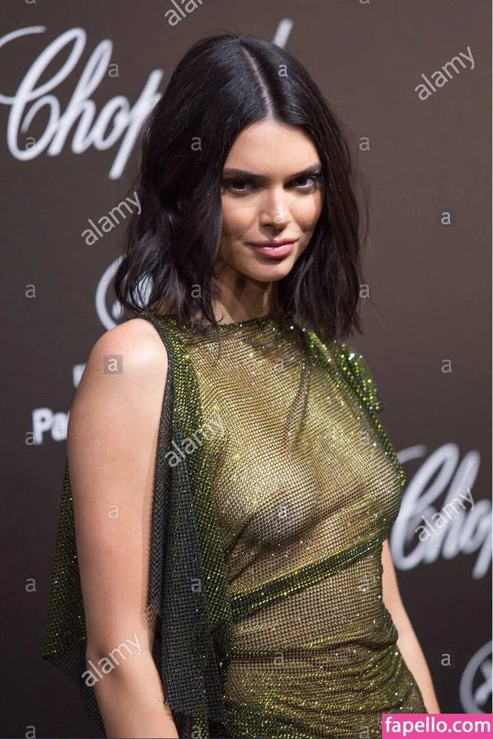Kendall Jenner Onlyfans Photo Gallery 