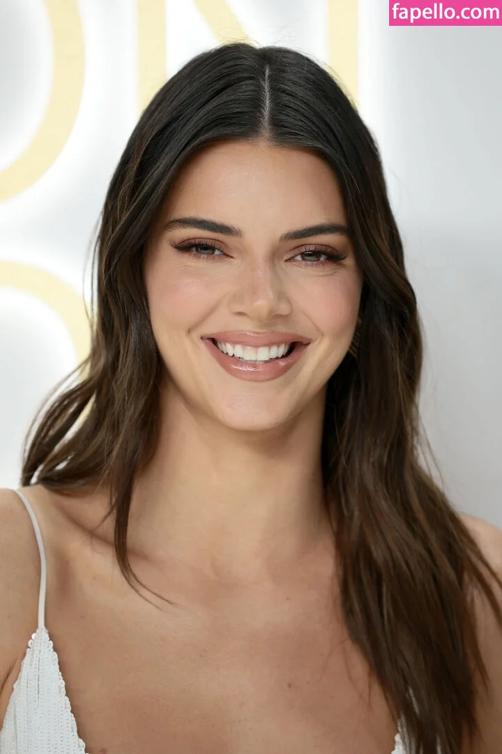 Kendall Jenner Onlyfans Photo Gallery 