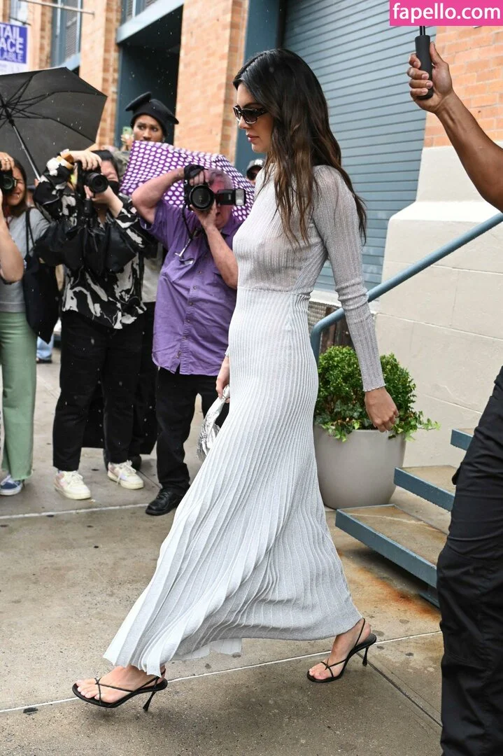 Kendall Jenner Onlyfans Photo Gallery 