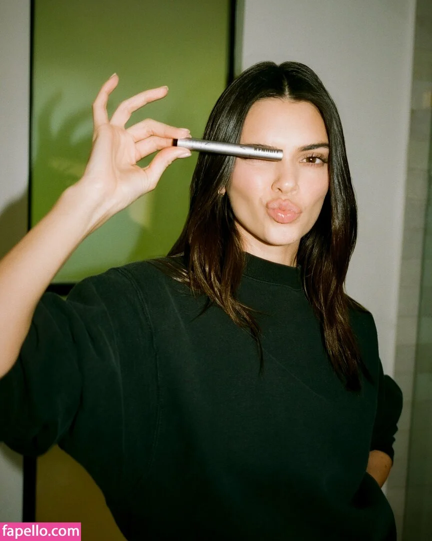 Kendall Jenner Onlyfans Photo Gallery 