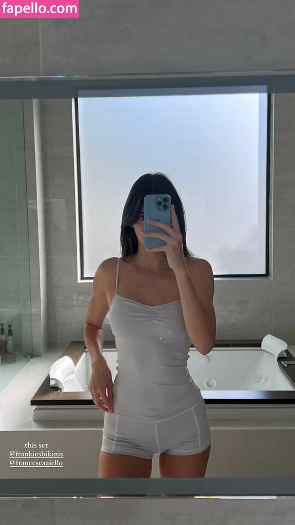 Kendall Jenner Onlyfans Photo Gallery 