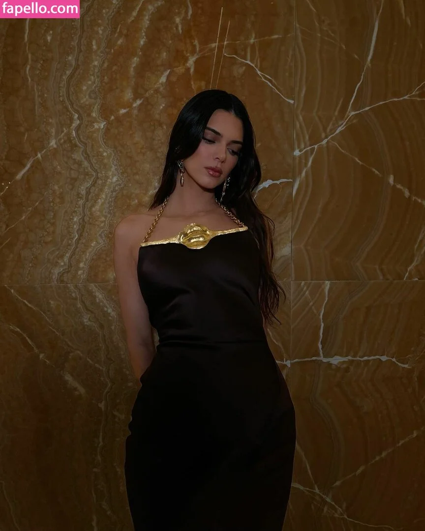 Kendall Jenner Onlyfans Photo Gallery 