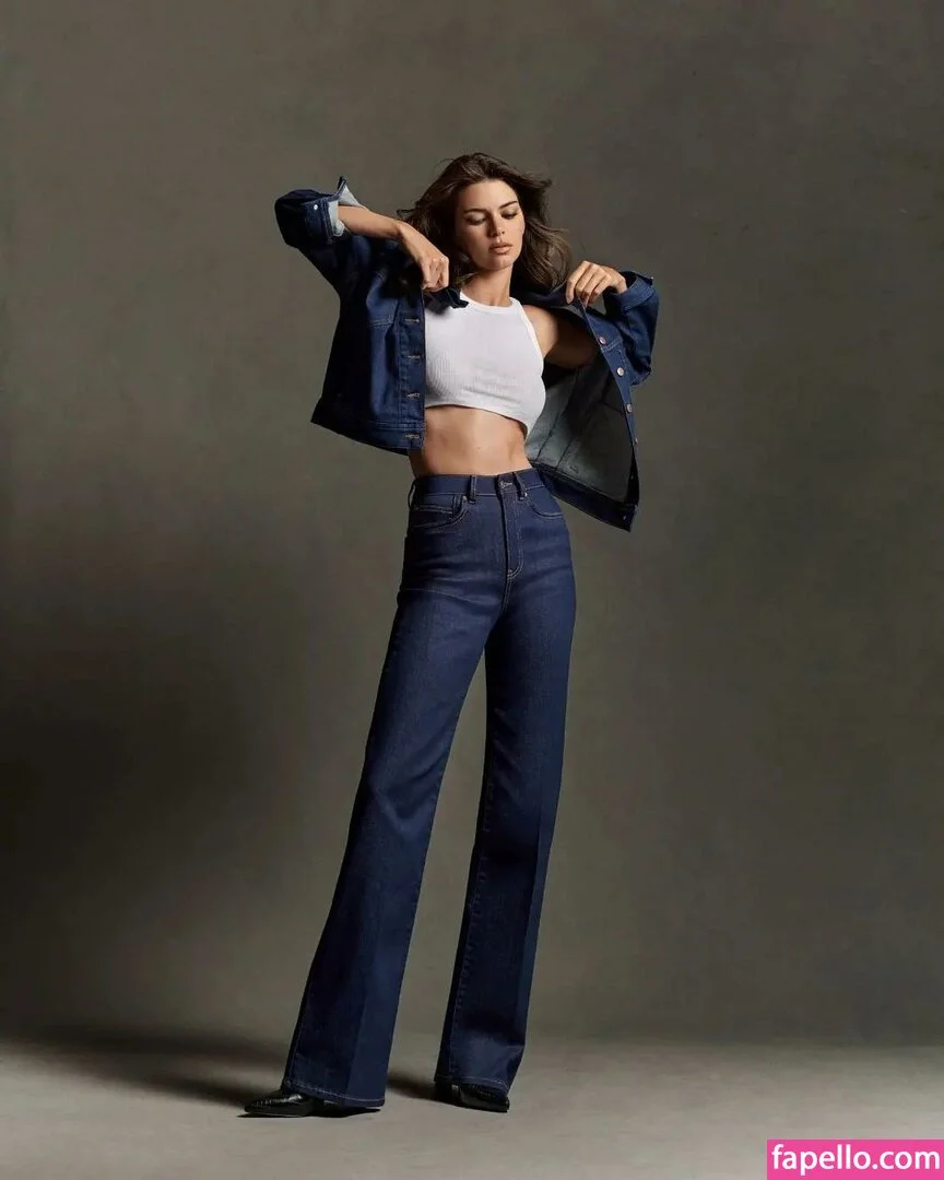 Kendall Jenner Onlyfans Photo Gallery 