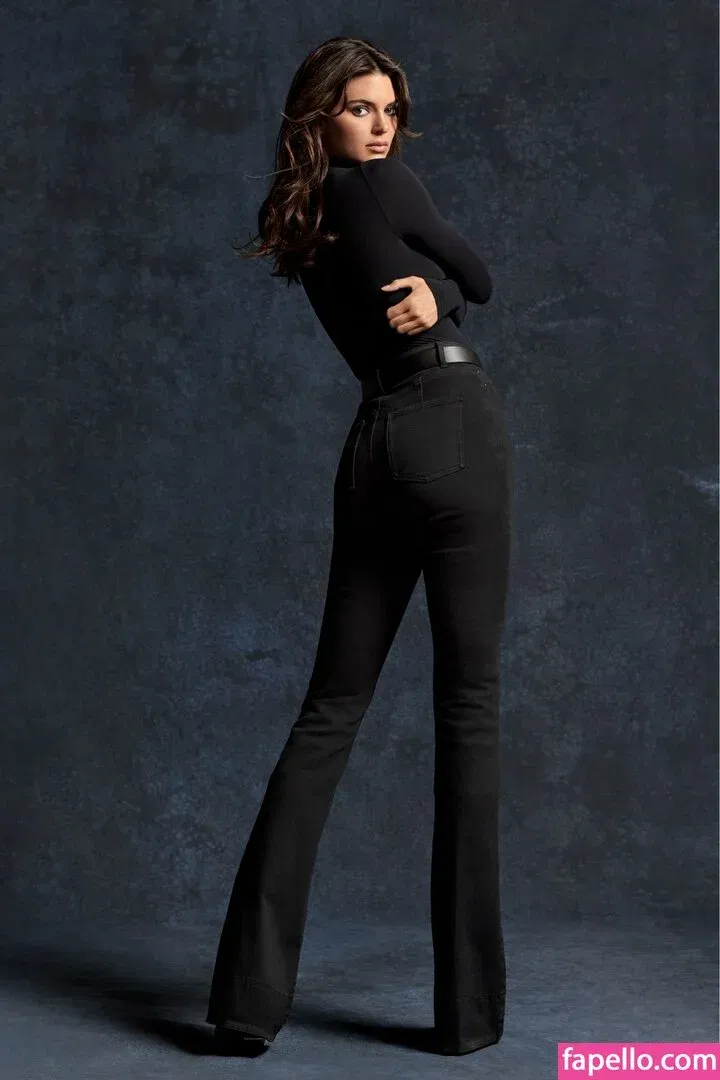 Kendall Jenner Onlyfans Photo Gallery 