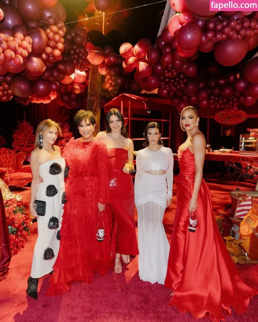 Kendall Jenner Onlyfans Photo Gallery 