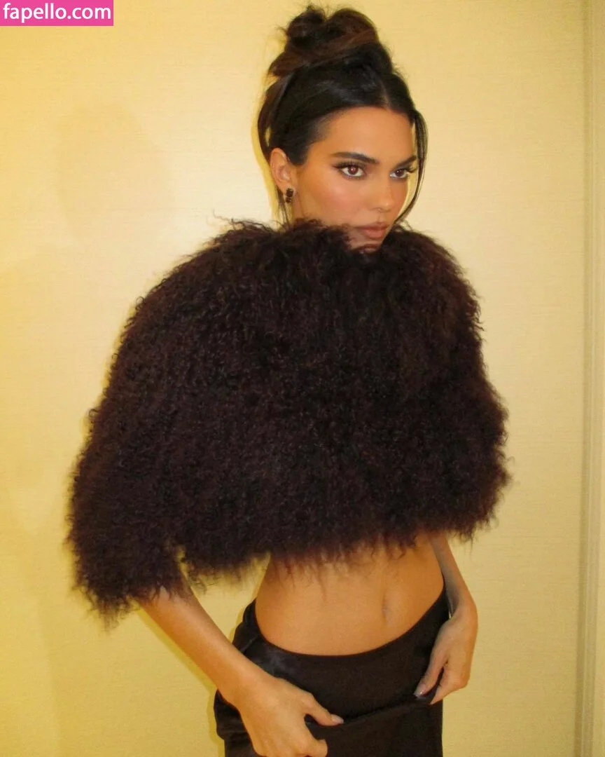 Kendall Jenner Onlyfans Photo Gallery 