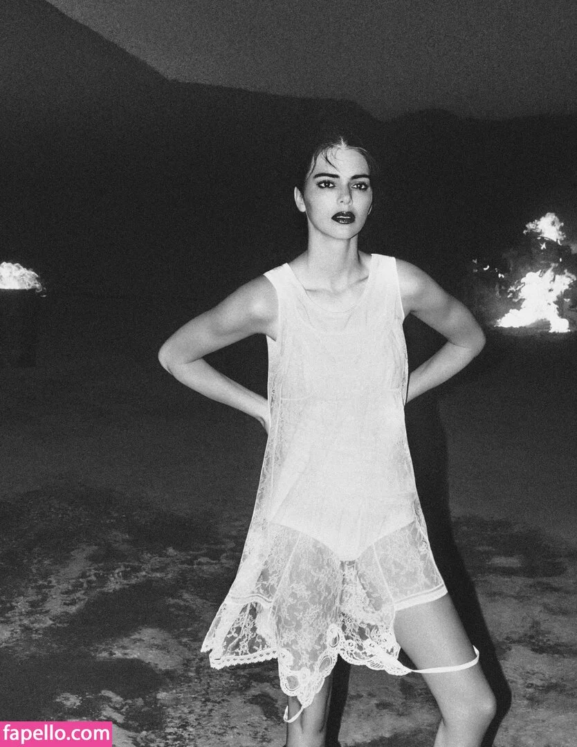 Kendall Jenner Onlyfans Photo Gallery 