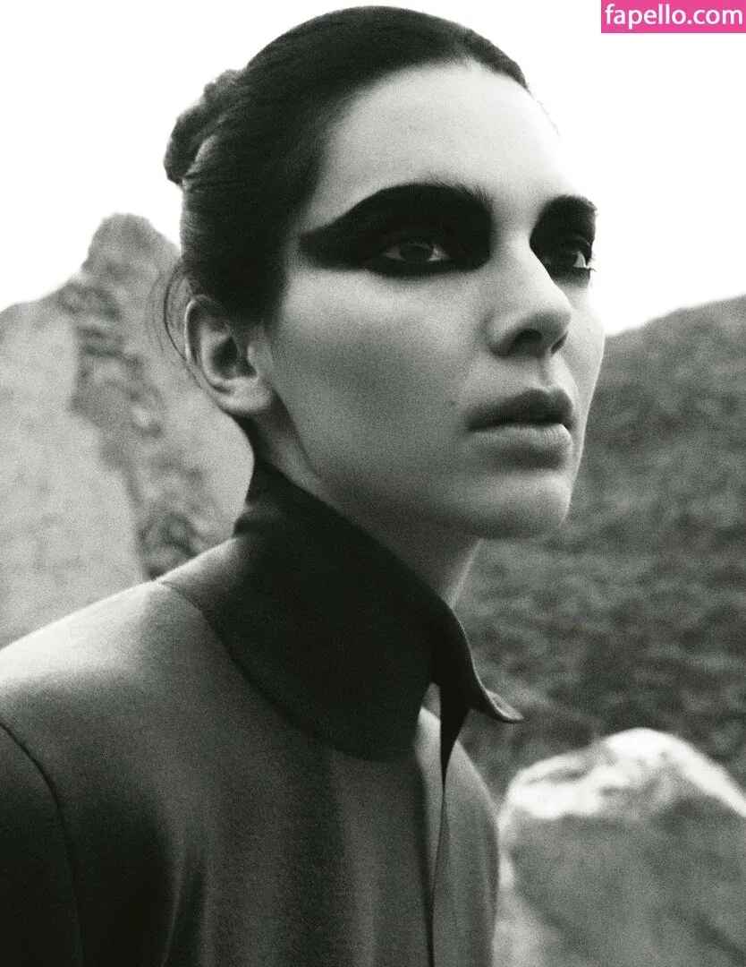 Kendall Jenner Onlyfans Photo Gallery 