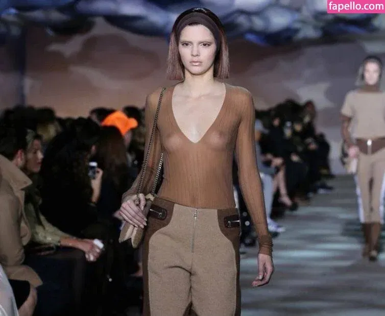 Kendall Jenner Onlyfans Photo Gallery 