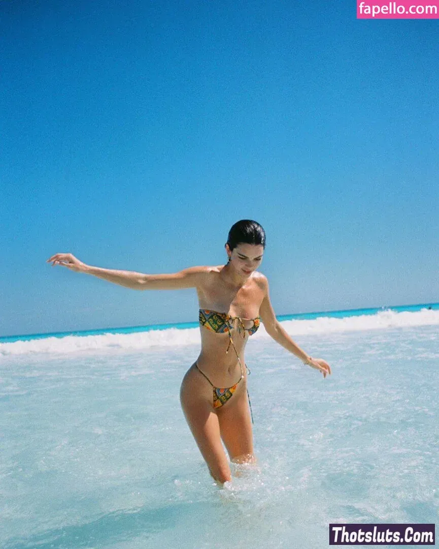 Kendall Jenner Onlyfans Photo Gallery 