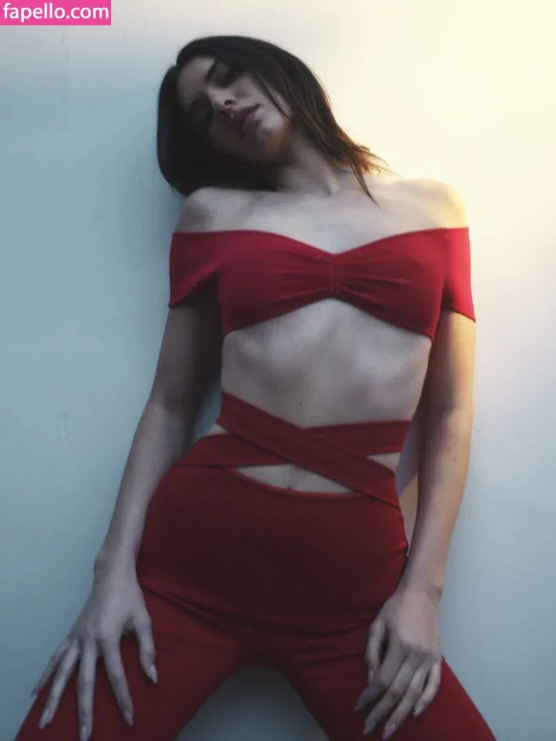 Kendall Jenner Onlyfans Photo Gallery 