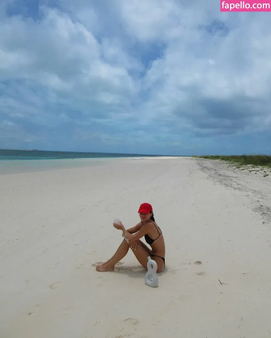 Kendall Jenner Onlyfans Photo Gallery 