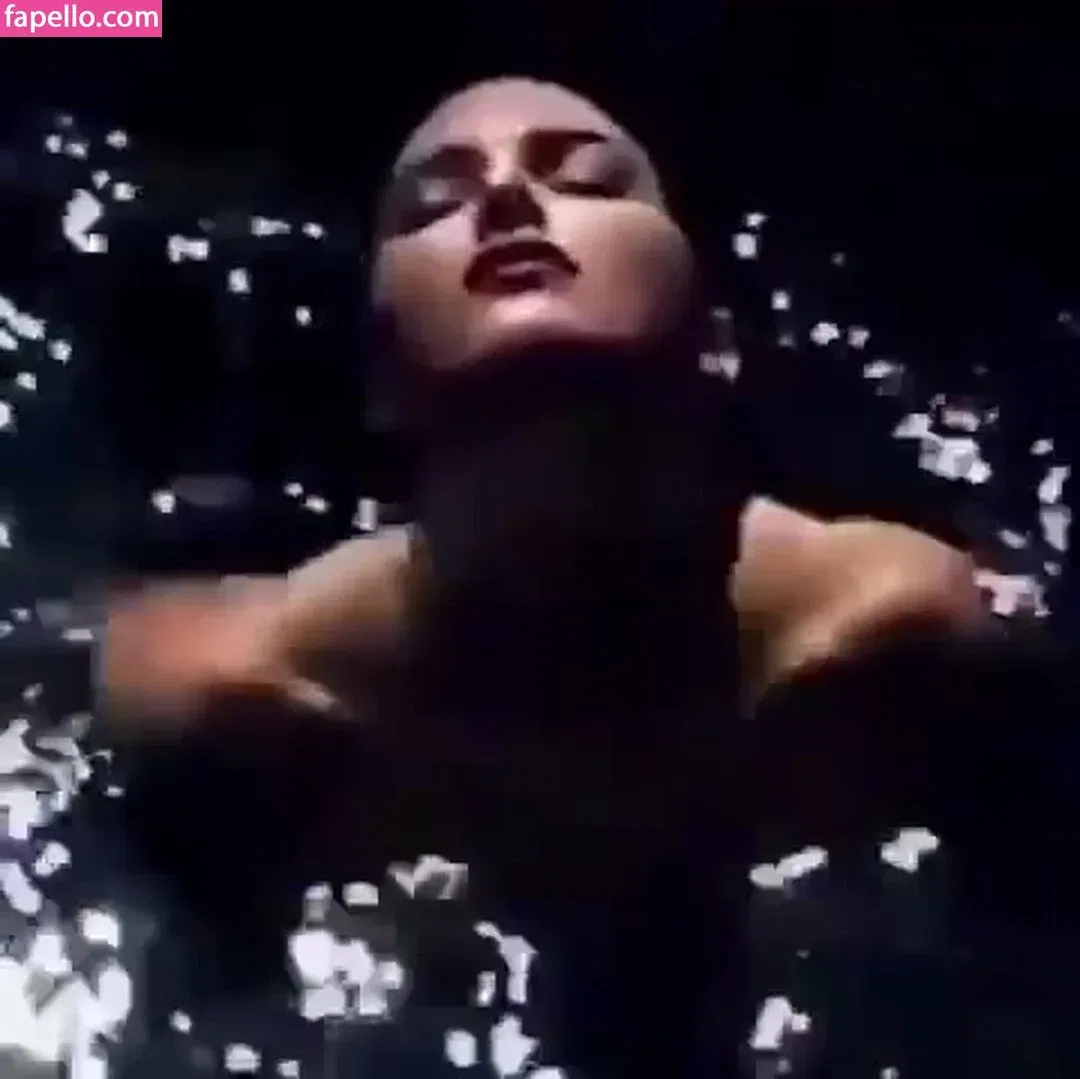 Kendall Jenner Onlyfans Photo Gallery 