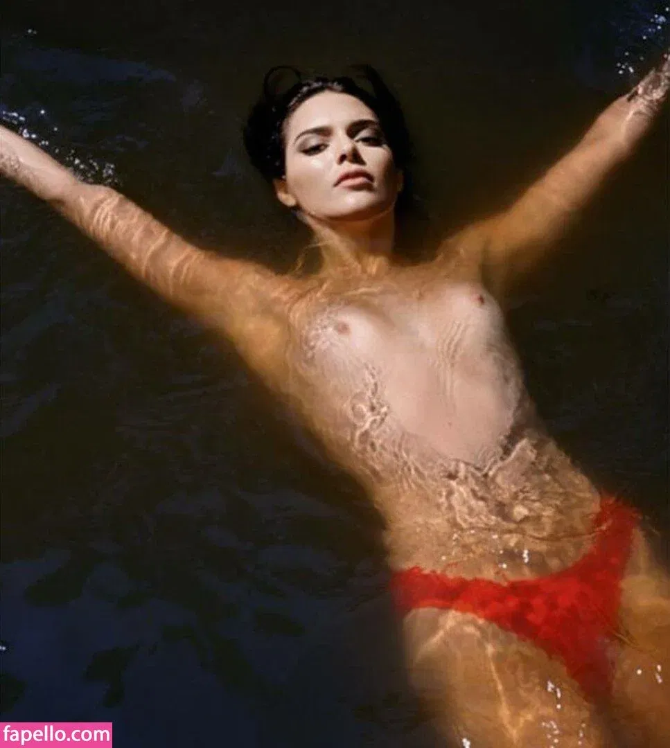 Kendall Jenner Onlyfans Photo Gallery 