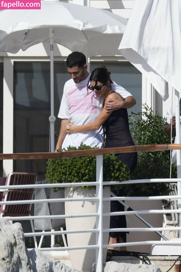 Kendall Jenner Onlyfans Photo Gallery 