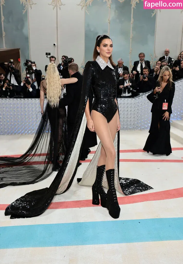 Kendall Jenner Onlyfans Photo Gallery 