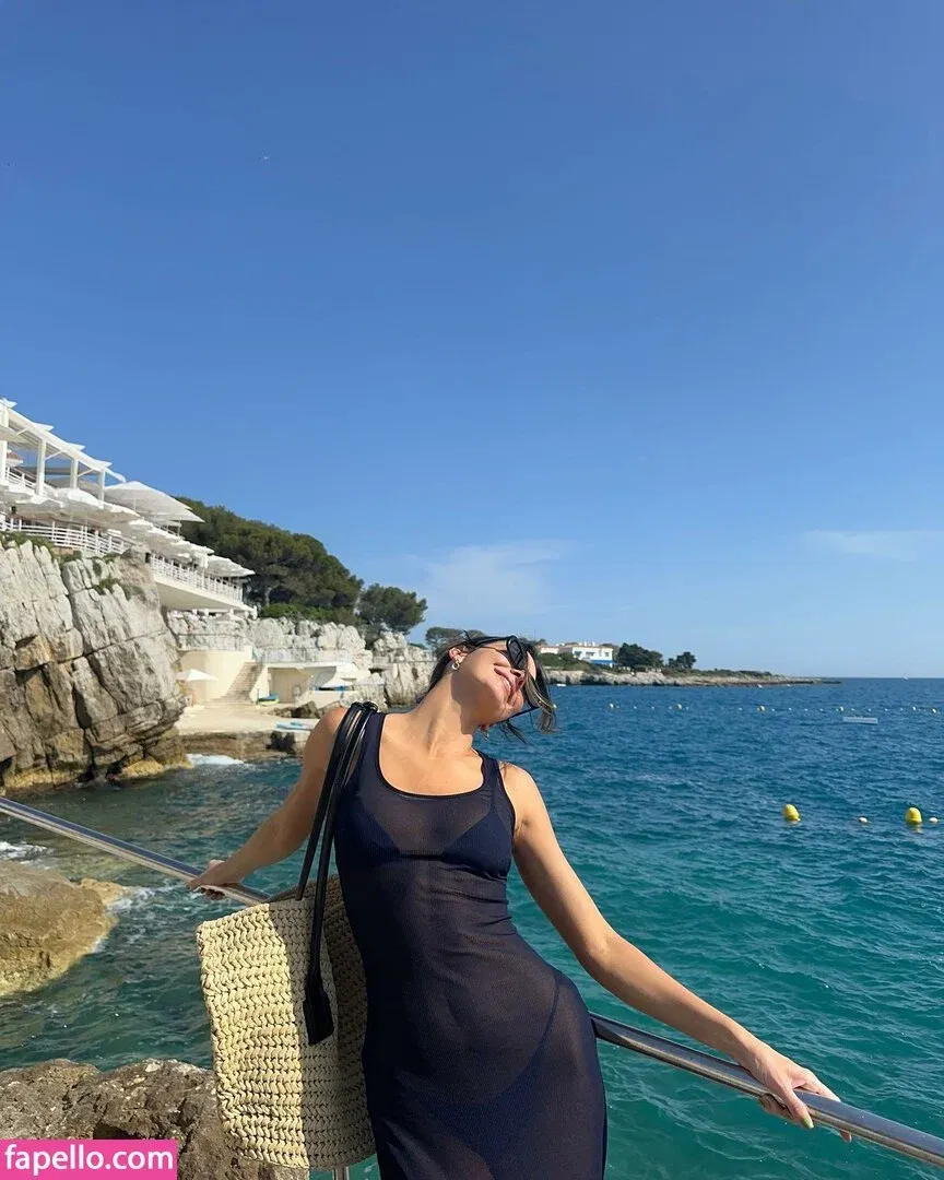 Kendall Jenner Onlyfans Photo Gallery 