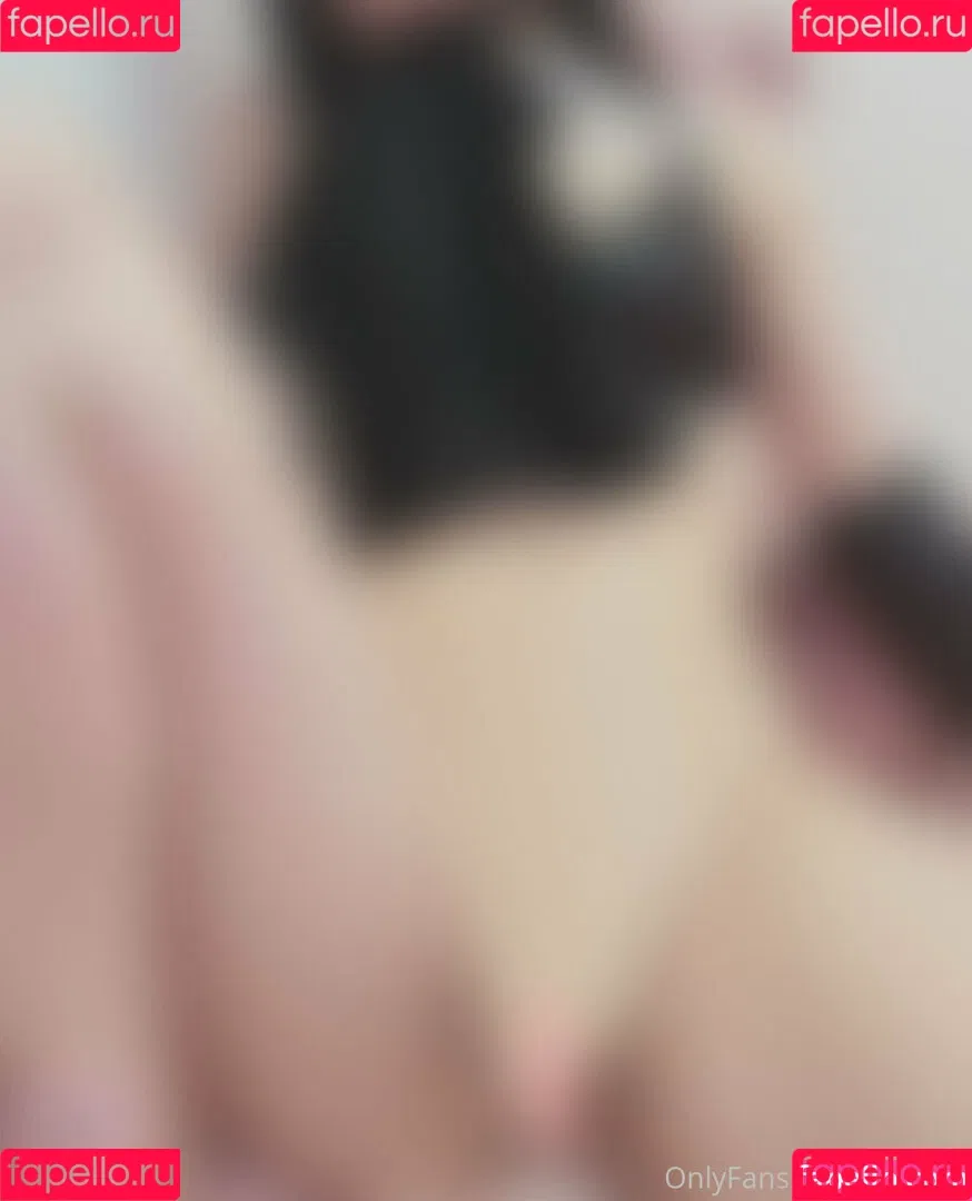 uuchan Onlyfans Photo Gallery 