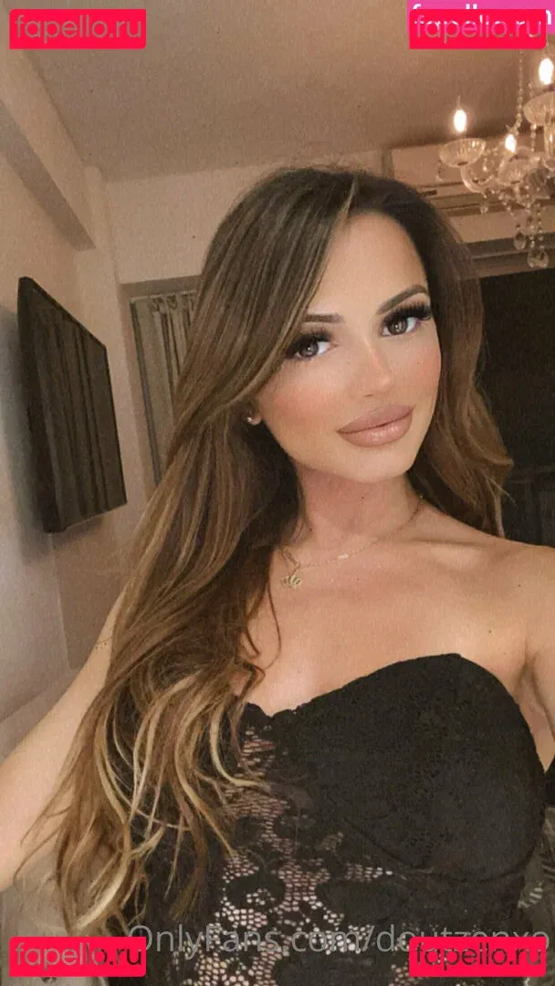 doutzenxo Onlyfans Photo Gallery 