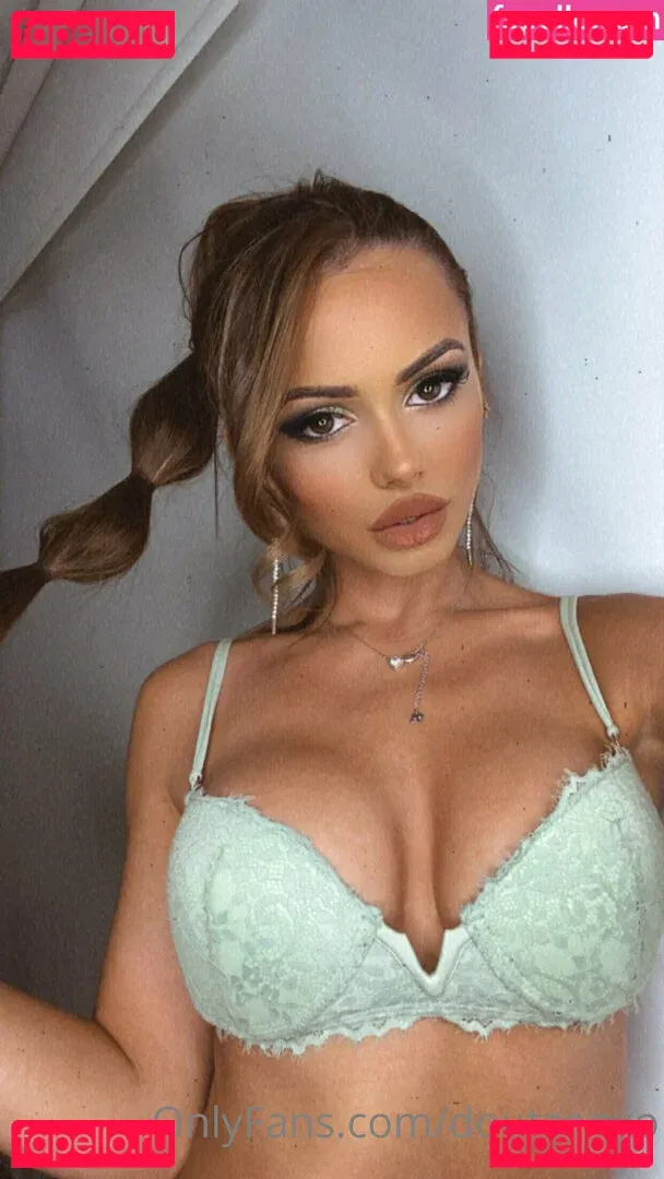 doutzenxo Onlyfans Photo Gallery 