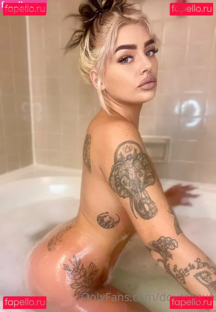 doutzenxo Onlyfans Photo Gallery 