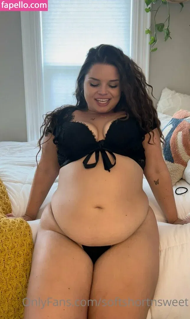 softshortnsweet Onlyfans Photo Gallery 