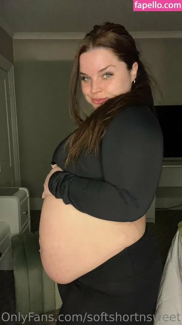 softshortnsweet Onlyfans Photo Gallery 