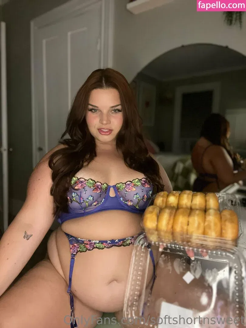 softshortnsweet Onlyfans Photo Gallery 