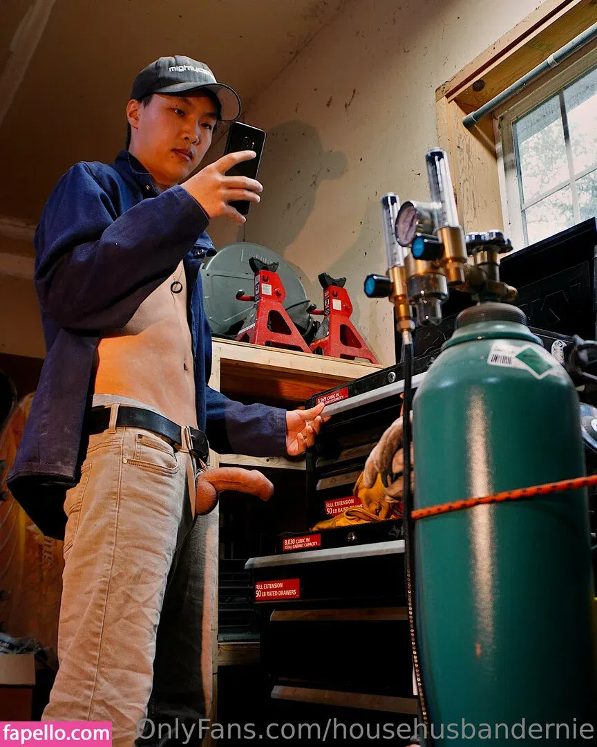 househusbandernie Onlyfans Photo Gallery 