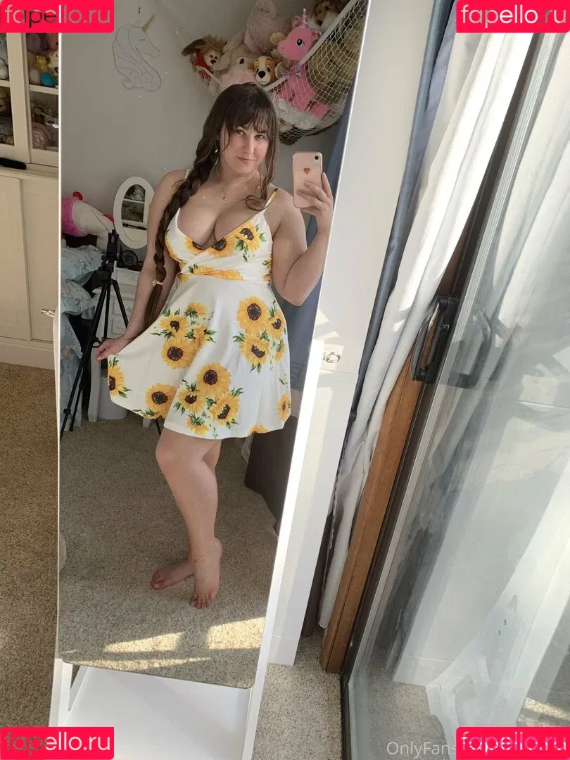 NSFWLeia Onlyfans Photo Gallery 
