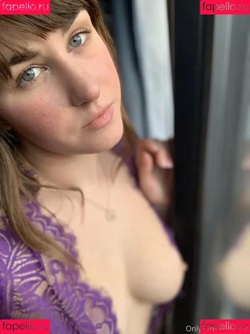 NSFWLeia Onlyfans Photo Gallery 