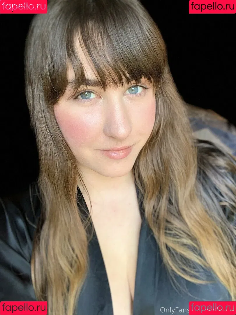 NSFWLeia Onlyfans Photo Gallery 