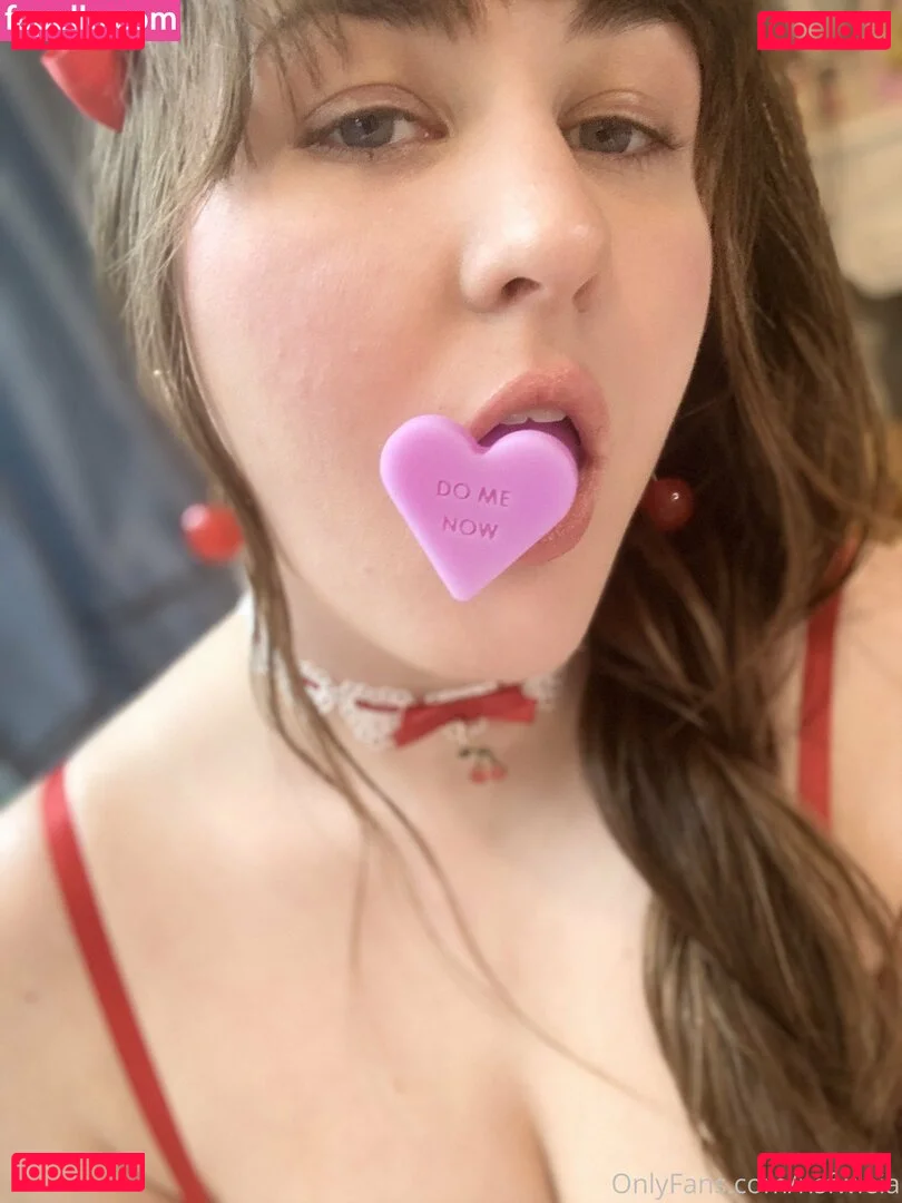 NSFWLeia Onlyfans Photo Gallery 