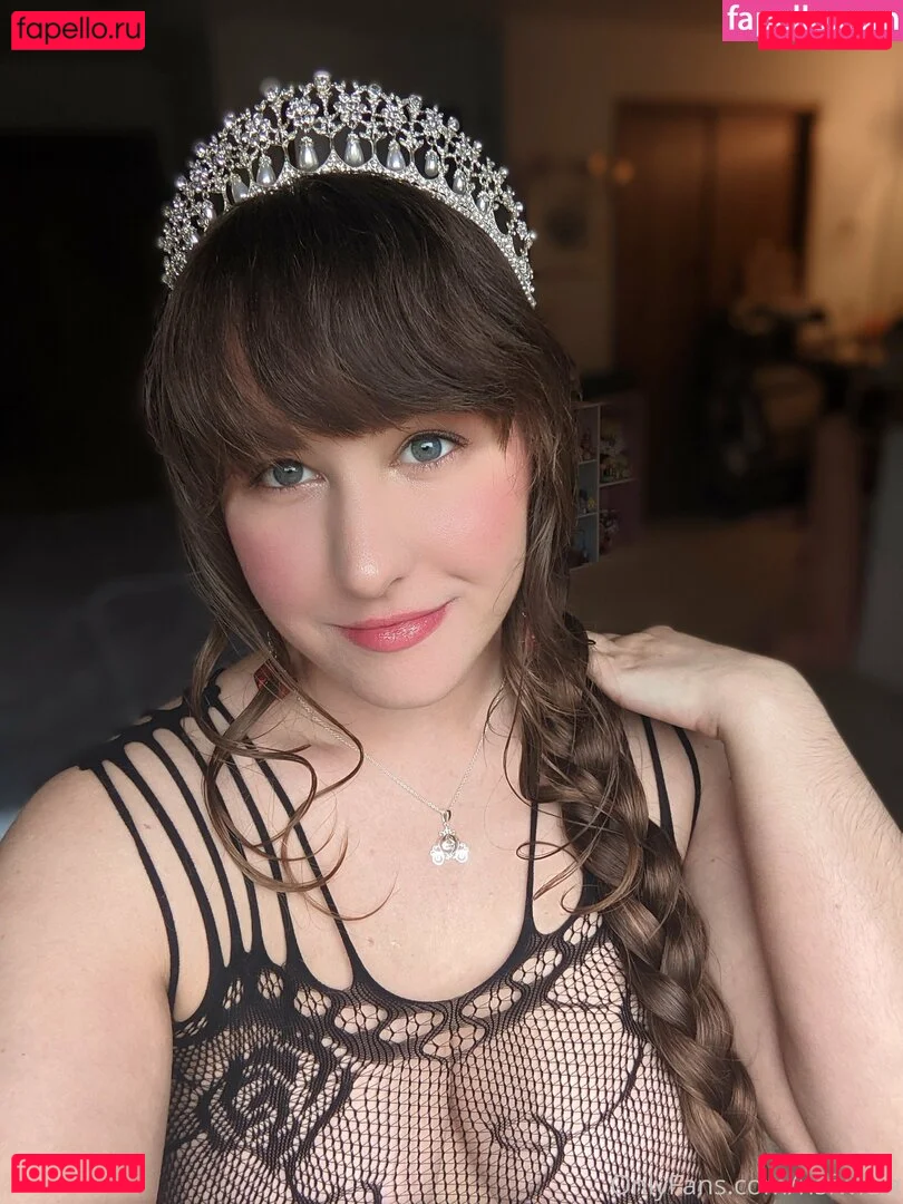 NSFWLeia Onlyfans Photo Gallery 