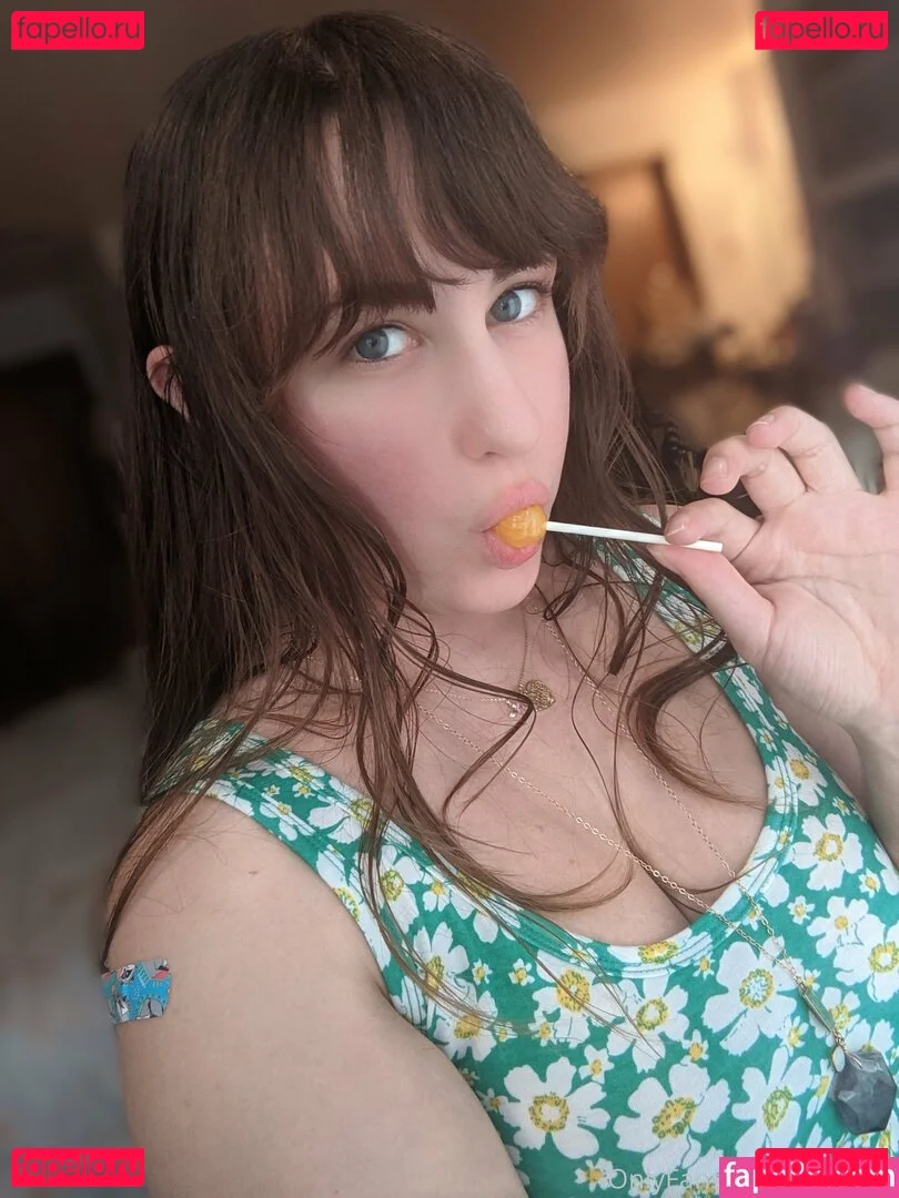 NSFWLeia Onlyfans Photo Gallery 